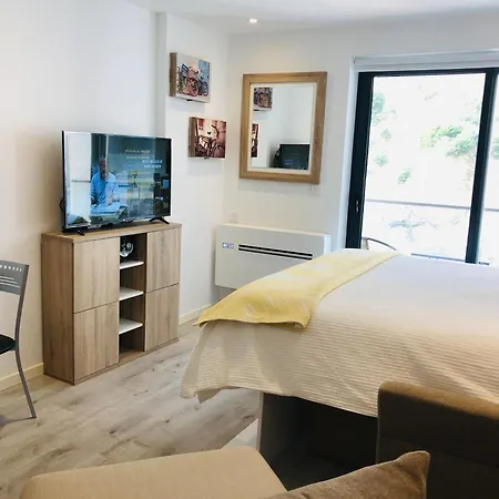 Cp High Floor Luxury Sleeps 3 * Gibraltar